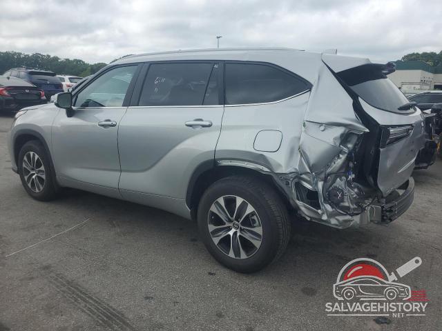 5TDKDRBH8PS030438 2023 TOYOTA HIGHLANDER photo no. 2
