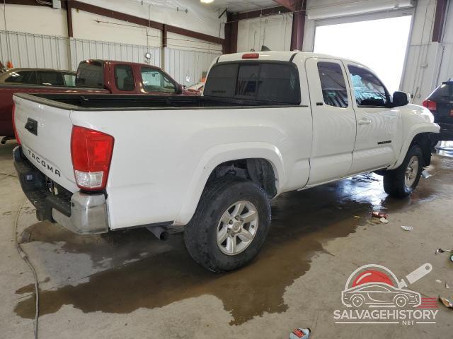 5TFSZ5AN4GX008903 2016 TOYOTA TACOMA photo no. 3