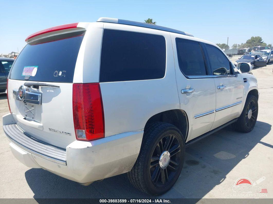 1GYS4CEFXBR105245 2011 CADILLAC ESCALADE photo no. 4