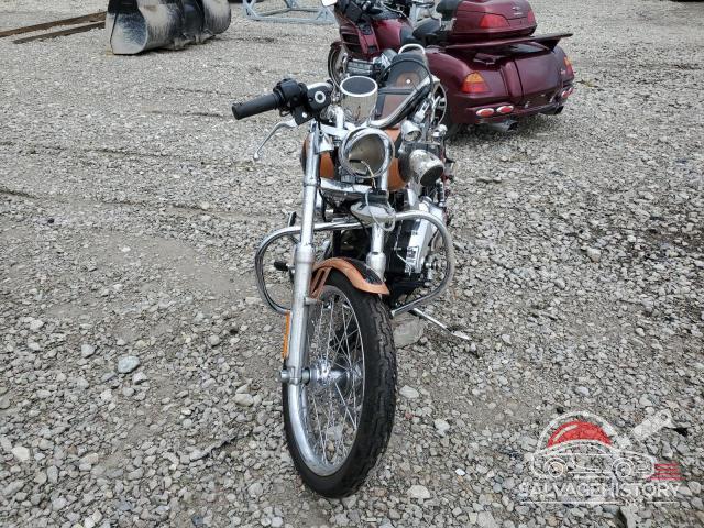 1HD1JL5498Y053130 2008 HARLEY-DAVIDSON FXSTC 105T photo no. 2