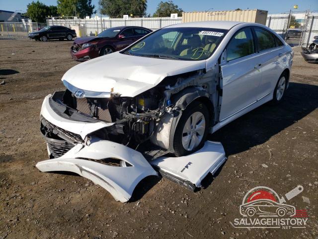 KMHEC4A44FA132649 2015 HYUNDAI SONATA photo no. 2