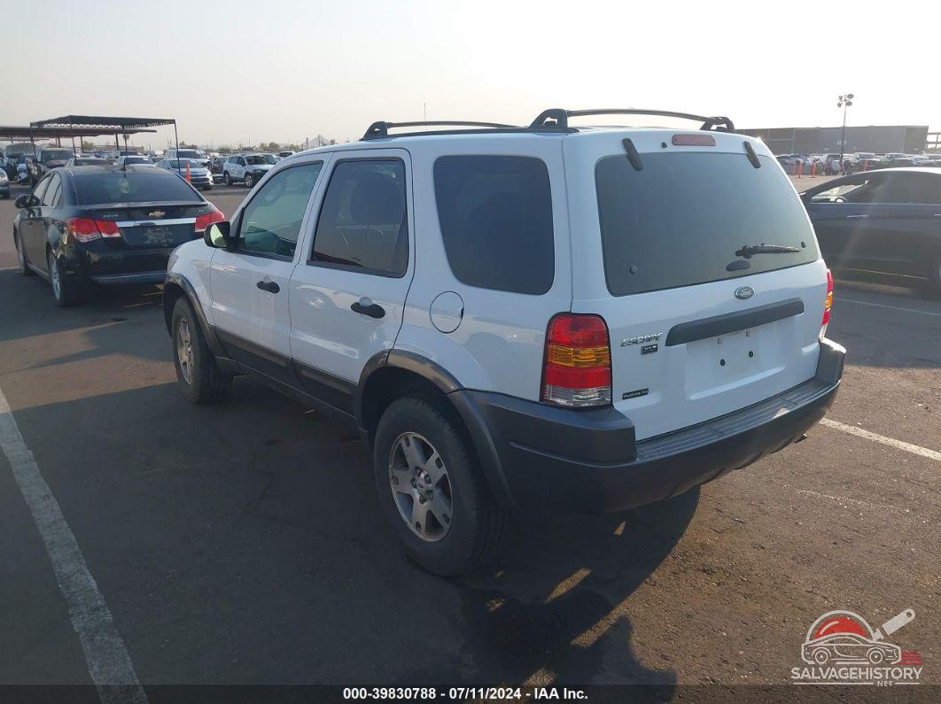 1FMCU93164KA24495 2004 FORD ESCAPE photo no. 3