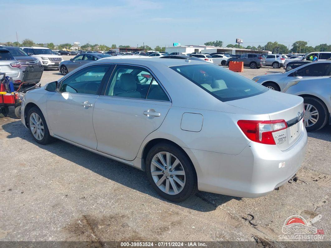 4T4BF1FK4ER387417 2014 TOYOTA CAMRY photo no. 3