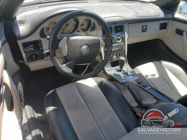 WDBKK47F1YF159153 2000 MERCEDES-BENZ SLK-CLASS photo no. 8