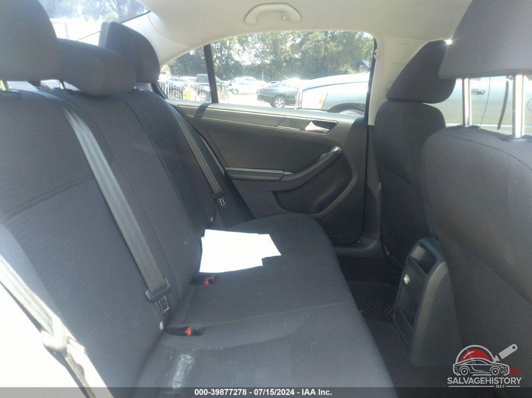 3VW267AJ6GM368372 2016 VOLKSWAGEN JETTA photo no. 8