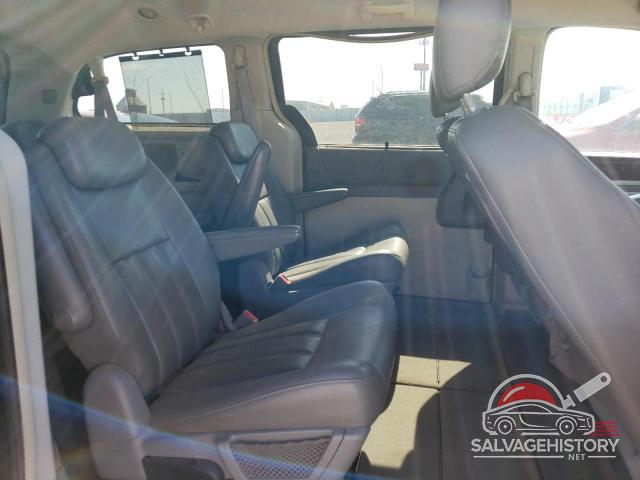 2A4RR5DX5AR142721 2010 CHRYSLER MINIVAN photo no. 11
