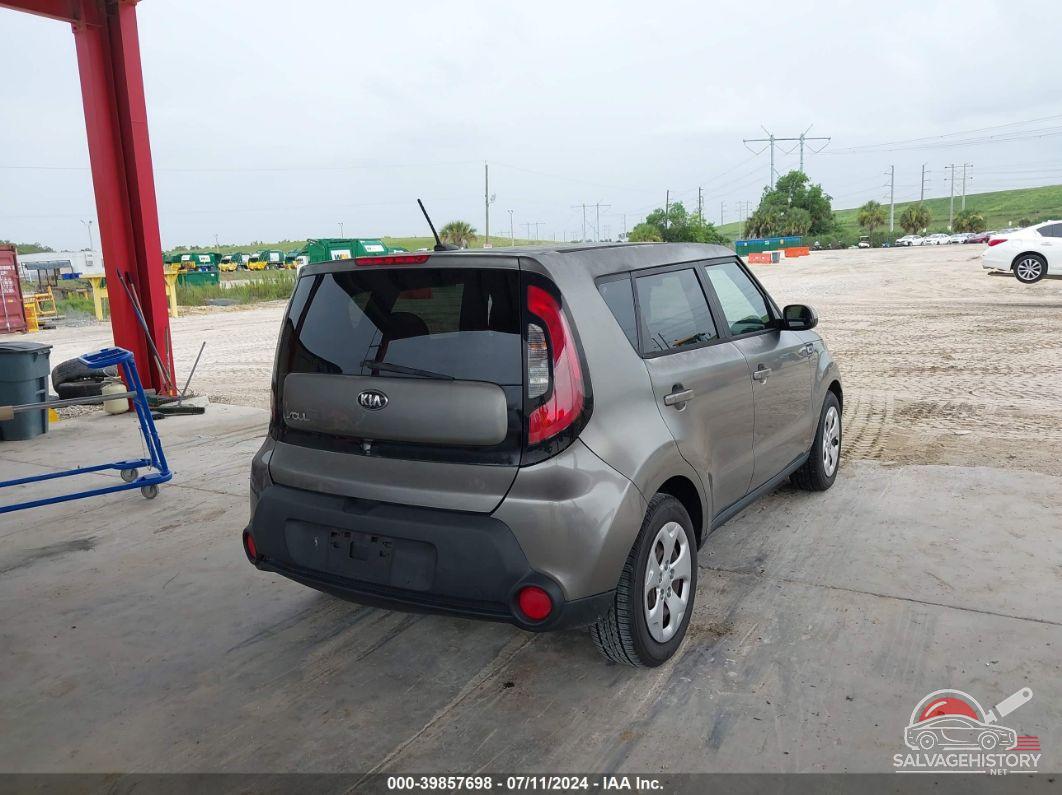 KNDJN2A24F7201787 2015 KIA SOUL photo no. 4