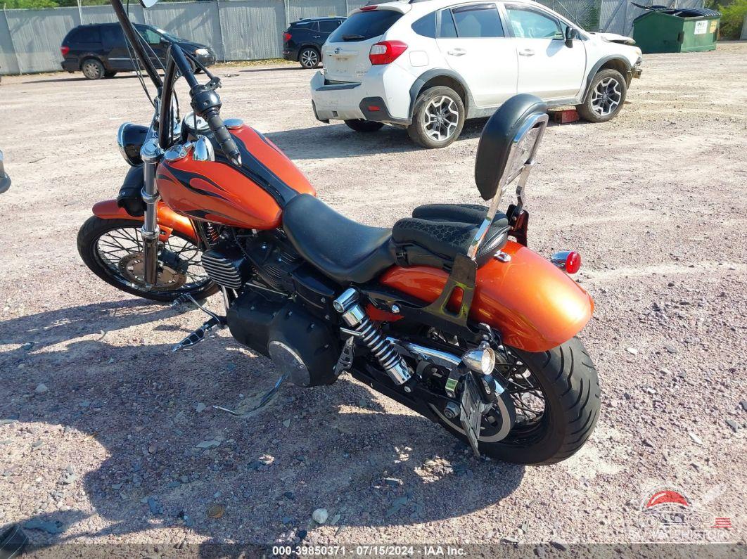 1HD1GP415BC328817 2011 HARLEY-DAVIDSON FXDWG photo no. 3