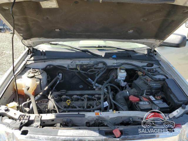 1FMCU0D76BKC63959 2011 FORD ESCAPE photo no. 11