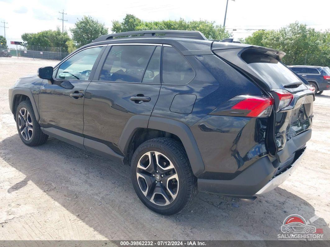 2T3J1RFVXKW038097 2019 TOYOTA RAV4 photo no. 3
