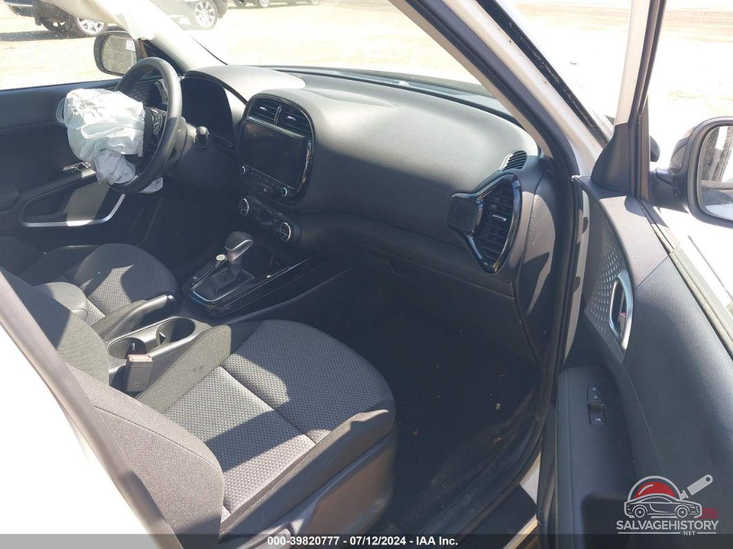 KNDJ23AU3P7207906 2023 KIA SOUL photo no. 5