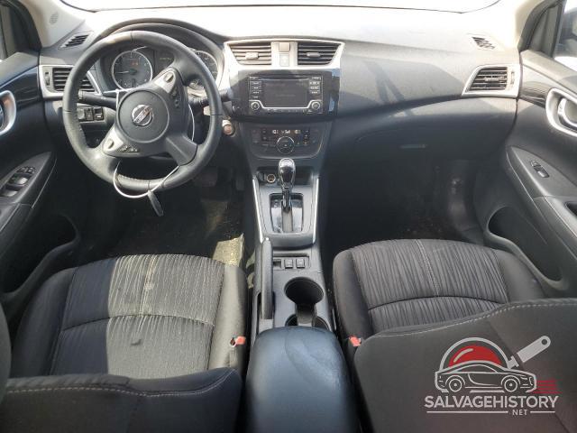3N1AB7APXJY257941 2018 NISSAN SENTRA photo no. 8