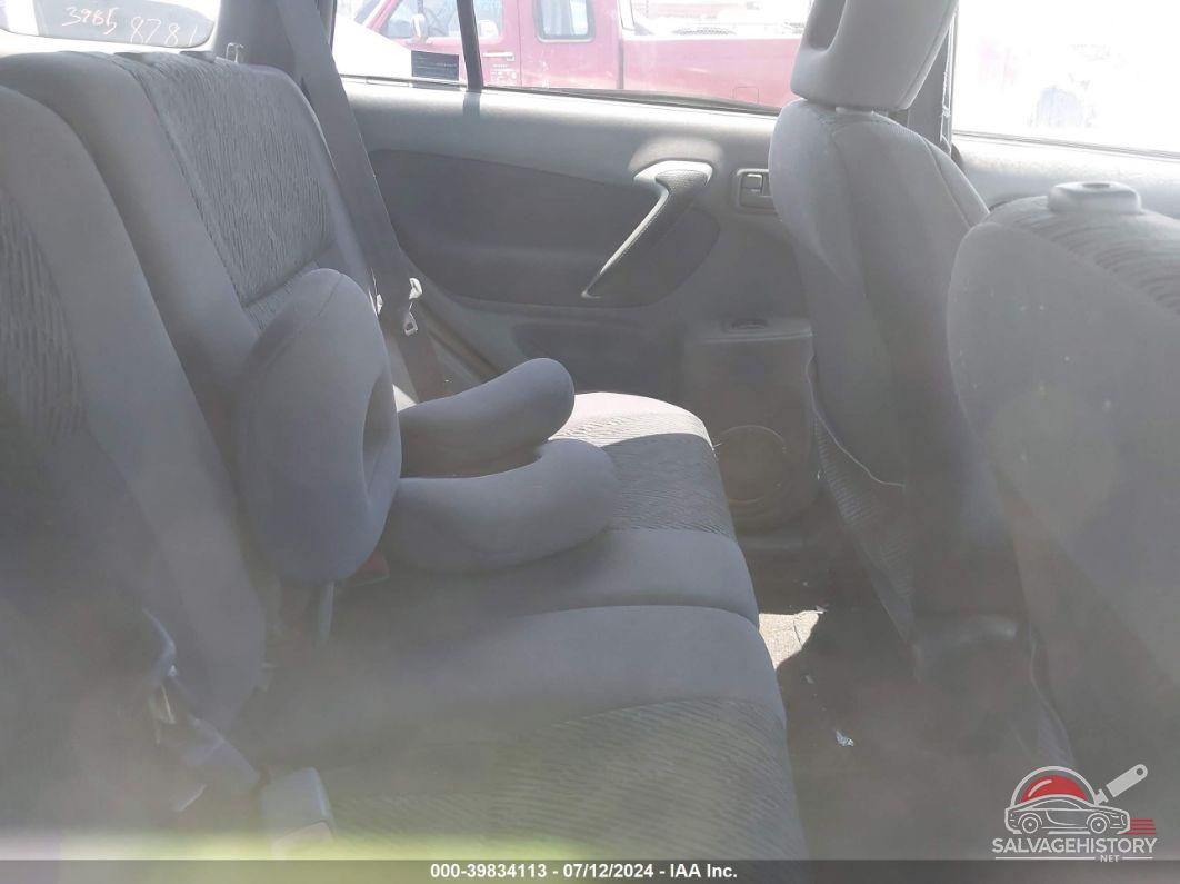JTEGH20V226009096 2002 TOYOTA RAV4 photo no. 8