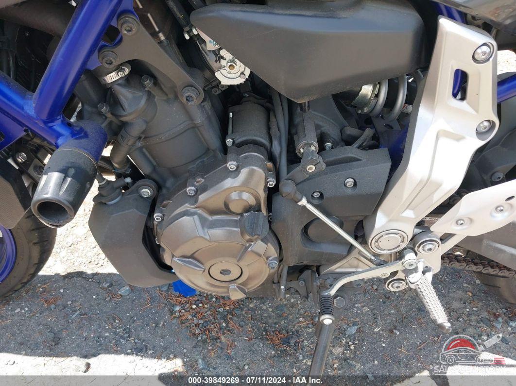JYARM06E8FA003886 2015 YAMAHA FZ07 photo no. 9