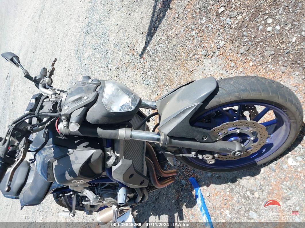 JYARM06E8FA003886 2015 YAMAHA FZ07 photo no. 5
