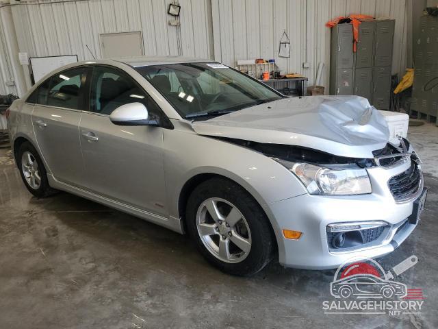 1G1PC5SBXF7111875 2015 CHEVROLET CRUZE photo no. 4