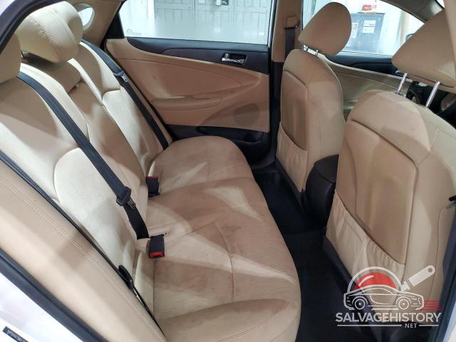 5NPEB4AC5BH170781 2011 HYUNDAI SONATA photo no. 10