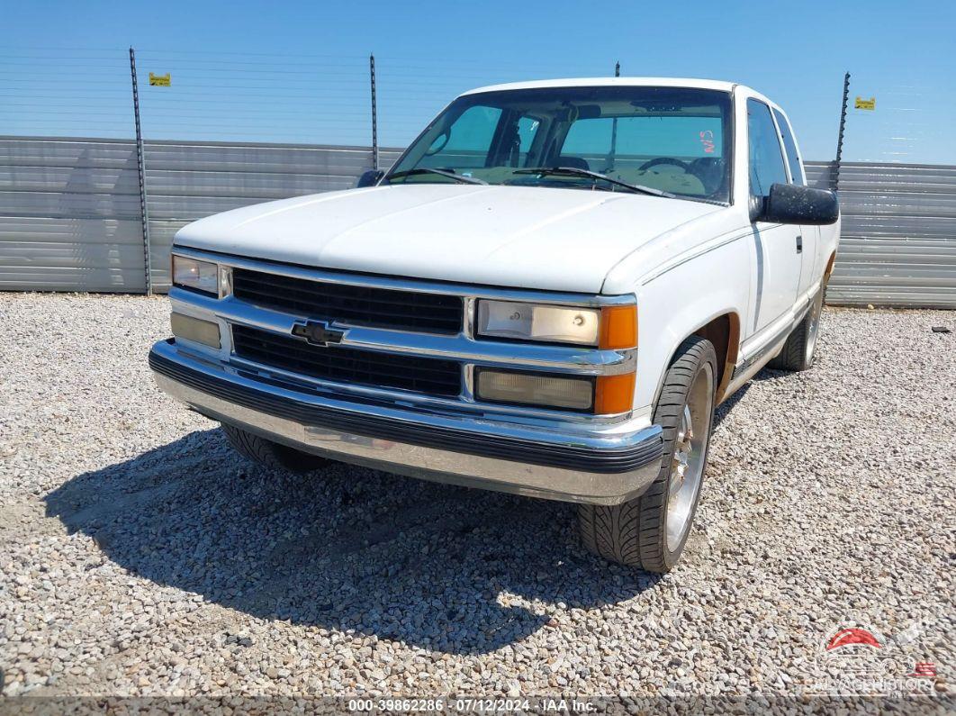 1GCEC19R3XR114536 1999 CHEVROLET C1500 photo no. 2