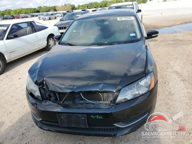 1VWBH7A31DC131569 2013 VOLKSWAGEN PASSAT photo no. 5