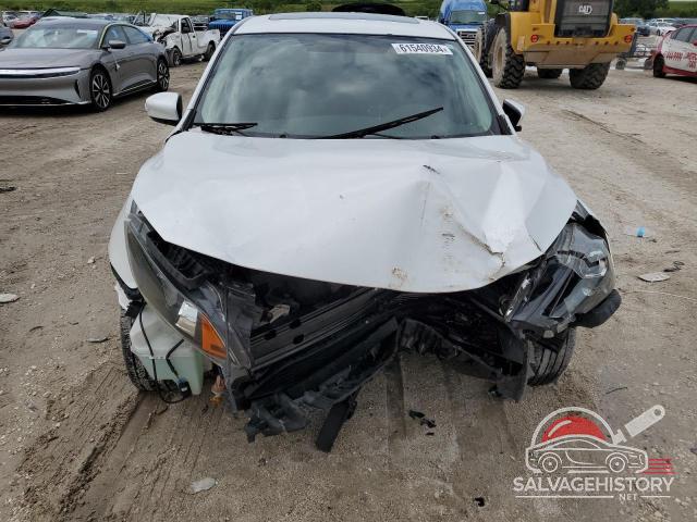 3N1AB7AP5JY223163 2018 NISSAN SENTRA photo no. 5