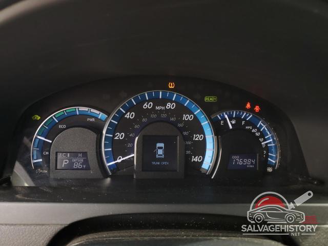 4T1BD1FK3EU100715 2014 TOYOTA CAMRY photo no. 9