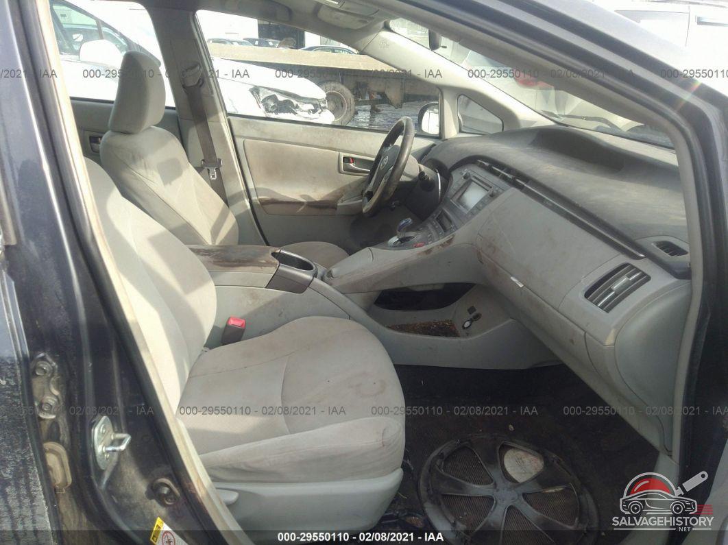 JTDKN3DU2D1692643 2013 TOYOTA PRIUS photo no. 5