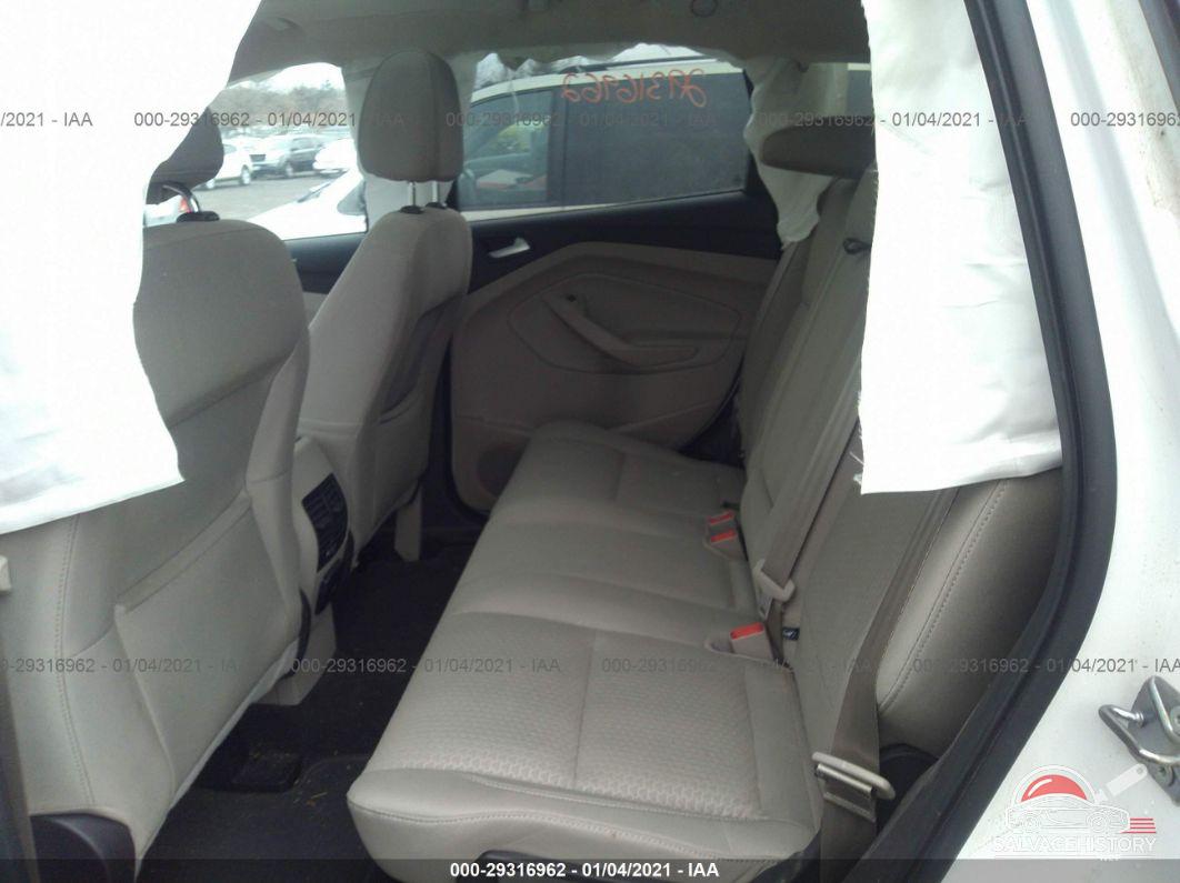 1FMCU0G91HUD35659 2017 FORD ESCAPE photo no. 8