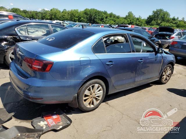 3VWD67AJ9GM254620 2016 VOLKSWAGEN JETTA photo no. 3