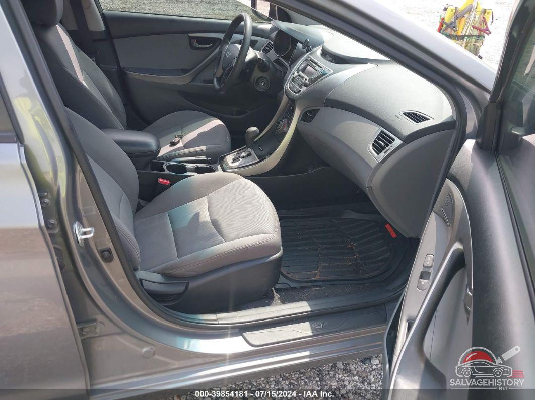 5NPDH4AE4DH345276 2013 HYUNDAI ELANTRA photo no. 5