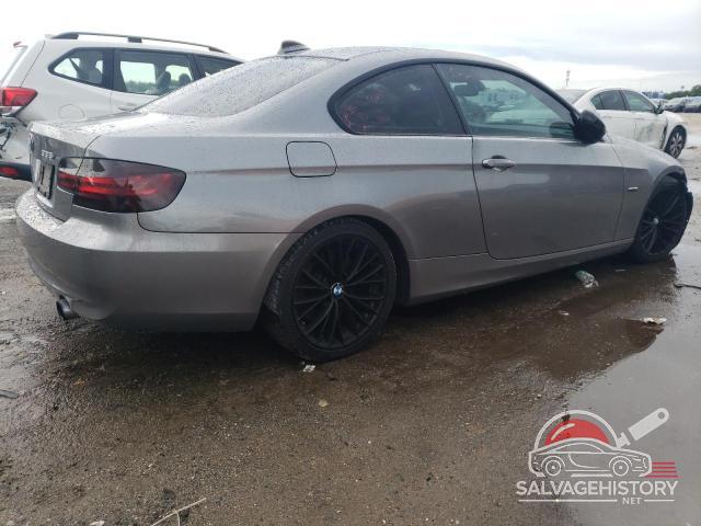WBAKG7C50BE264004 2011 BMW 3 SERIES photo no. 3