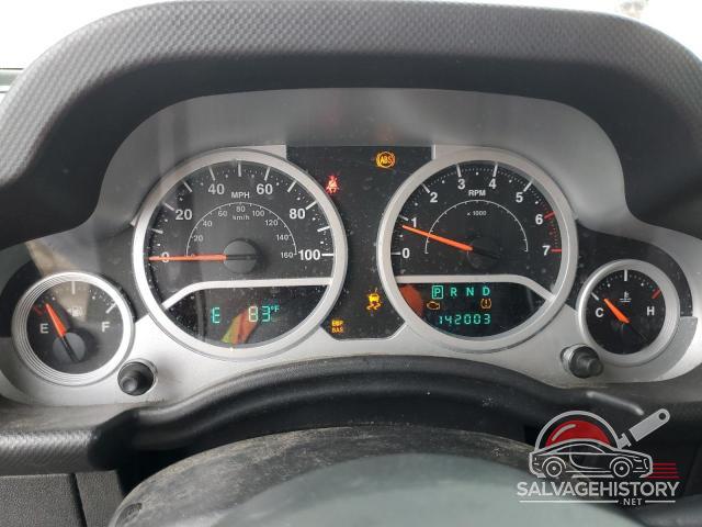1J4BA5H10AL186469 2010 JEEP WRANGLER photo no. 9