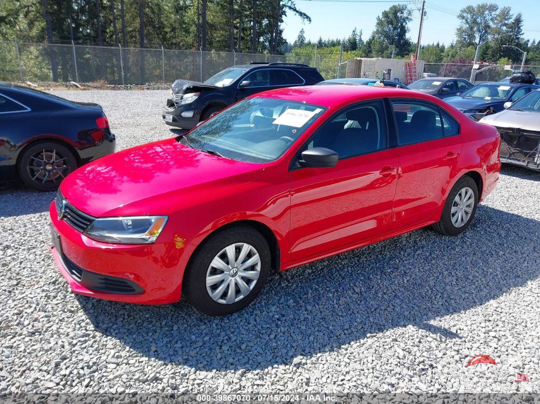 3VW2K7AJ2EM210068 2014 VOLKSWAGEN JETTA photo no. 2