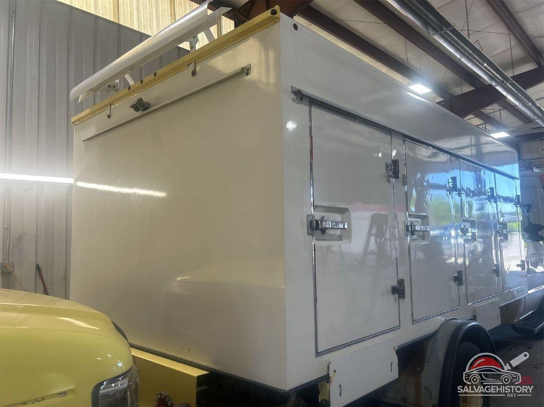 1FDXE4FS4HDC69036 2017 FORD ECONOLINE photo no. 6