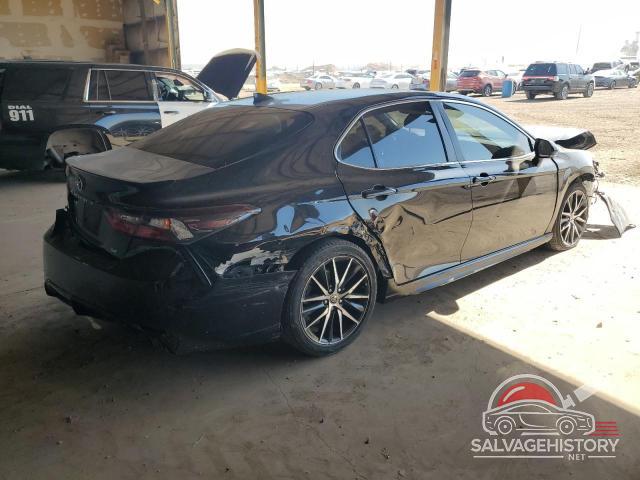 4T1G11AK6NU062015 2022 TOYOTA CAMRY photo no. 3