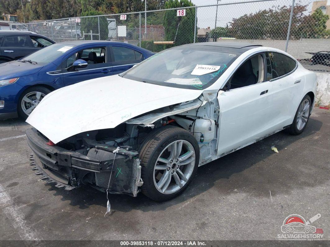 5YJSA1S29FF086042 2015 TESLA MODEL S photo no. 2