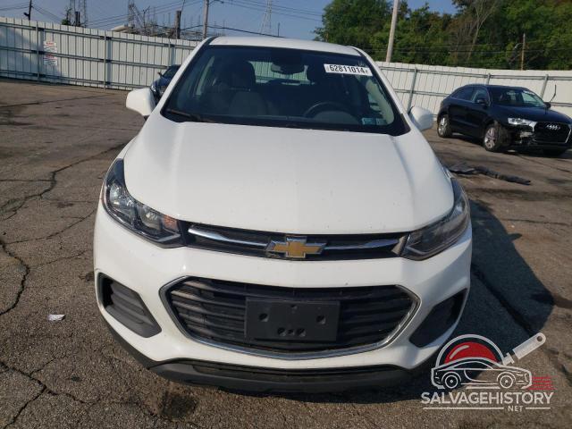 KL7CJKSBXJB523274 2018 CHEVROLET TRAX photo no. 5