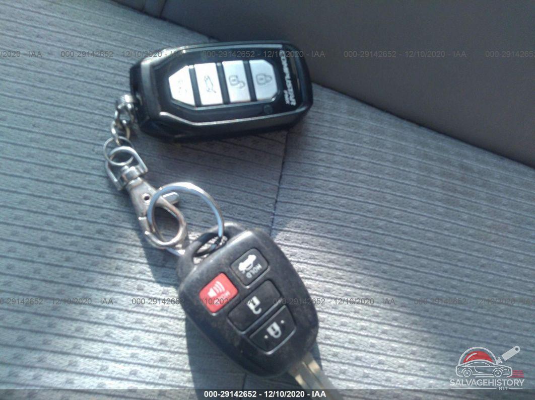 4T1BF1FK6GU221302 2016 TOYOTA CAMRY photo no. 11