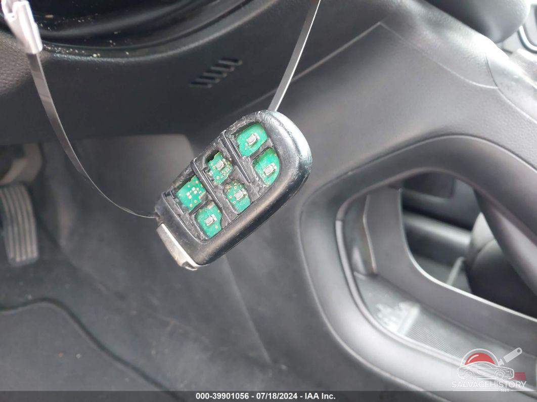 1C3CCCAB8FN587117 2015 CHRYSLER 200 photo no. 11