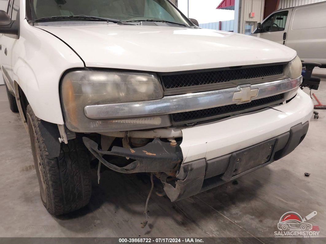 1GNET16S456128944 2005 CHEVROLET TRAILBLAZER EXT photo no. 6