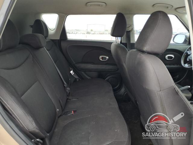 KNDJN2A27F7128978 2015 KIA SOUL photo no. 11