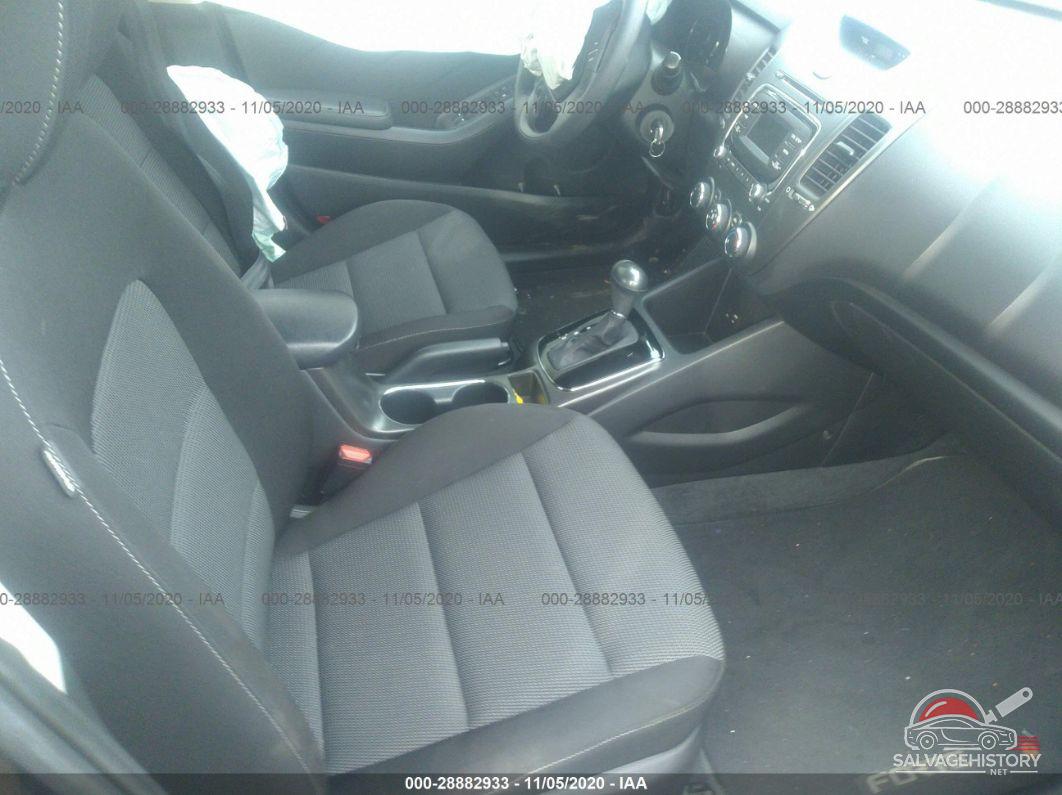 3KPFK4A79HE013288 2017 KIA FORTE photo no. 5