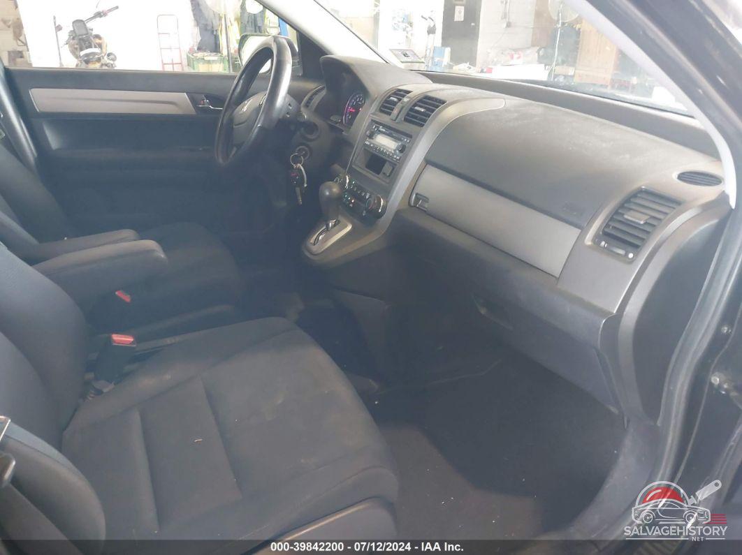 5J6RE4H38BL060859 2011 HONDA CR-V photo no. 5