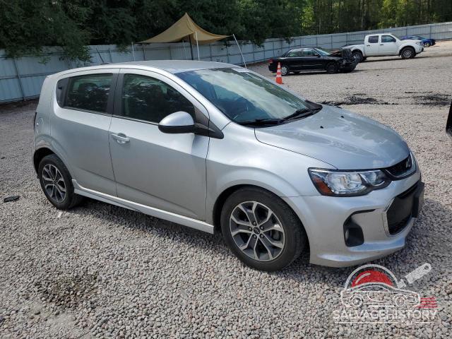 1G1JD6SH2J4130458 2018 CHEVROLET SONIC photo no. 4