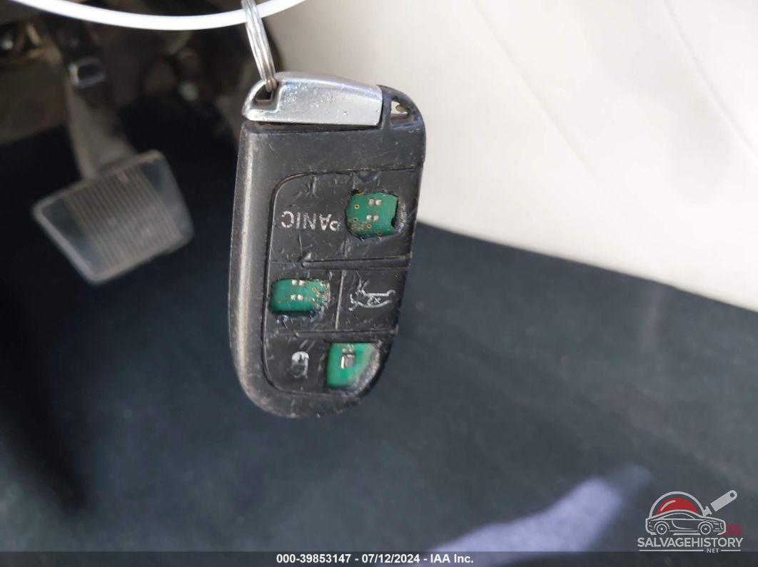 1C3CCCAB6FN716858 2015 CHRYSLER 200 photo no. 11