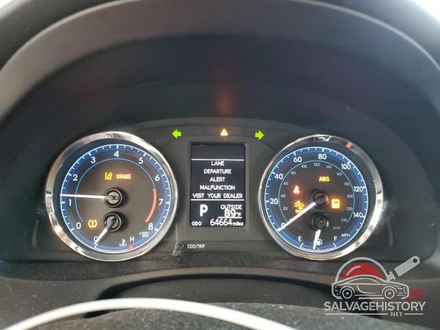 5YFBURHEXHP716360 2017 TOYOTA COROLLA photo no. 9