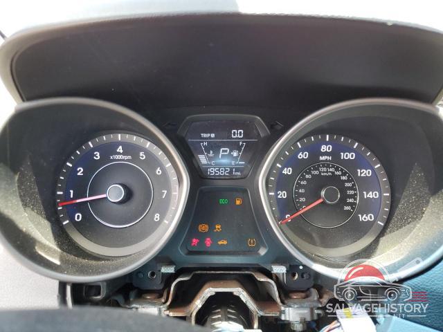 5NPDH4AE3EH460825 2014 HYUNDAI ELANTRA photo no. 9