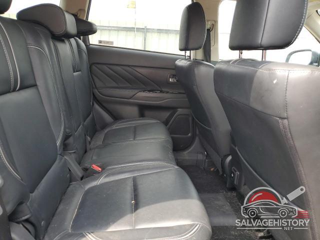 JA4J24A54JZ069801 2018 MITSUBISHI OUTLANDER photo no. 11