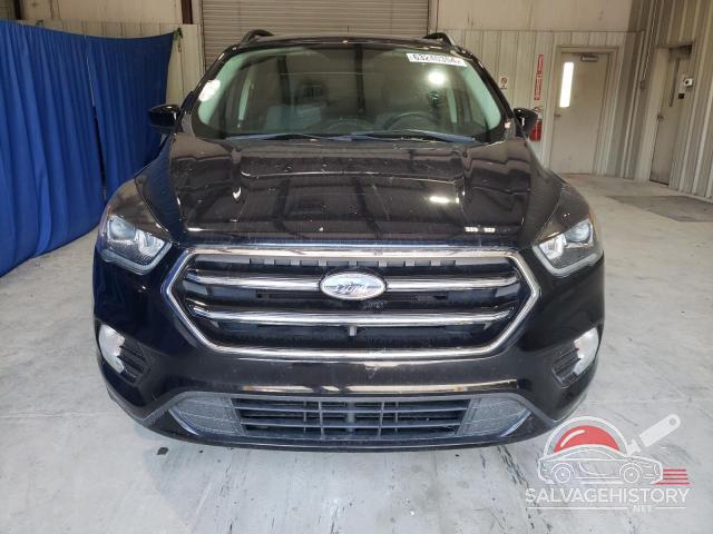 1FMCU0GD1JUC17900 2018 FORD ESCAPE photo no. 5