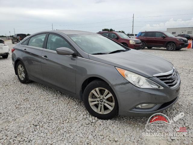 5NPEB4AC4DH787592 2013 HYUNDAI SONATA photo no. 4