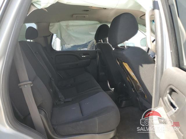 1GNUKAE09AR137419 2010 CHEVROLET TAHOE photo no. 11